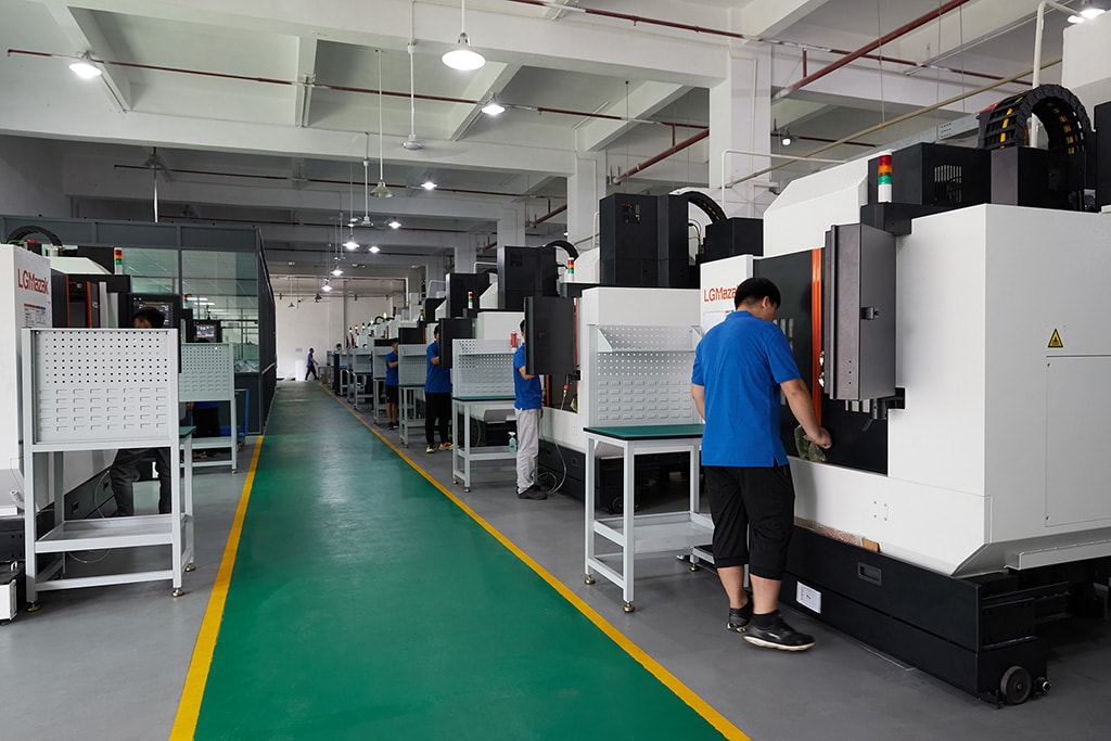 3 axis,4 axis, and 5 axis CNC Machining workshop of Custom Machining China 